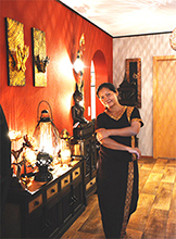 Nida im neuen Thaimassage Shop